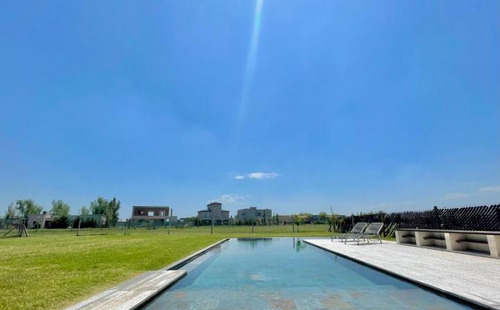 Venta Casa San Sebastian 6 Ambientes Piscina