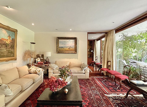 En Condominio Av Las Condes / La Dehesa