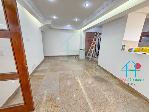 Casa Troya. Casa En Renta En Cdmx Con Rooftop Y Family Room