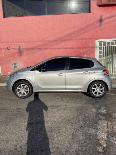 Imagem 5 de 6 de Peugeot 208 2015 1.5 Allure Flex 5p