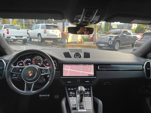 Imagen 11 de 15 de Porsche Cayenne Cayenne Coupe Gts V8