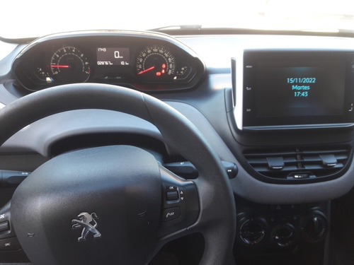 Imagen 10 de 15 de Peugeot 208 2019 1.6 Allure