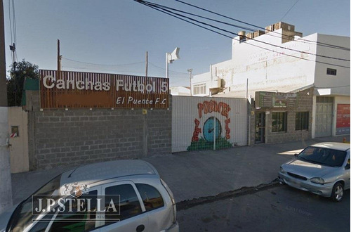 Vende Fraccion 1460 M² Frente A 2 Calles - Alquilado Complejo De Fútbol - S.justo (ctro)