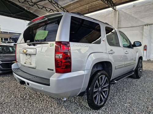 Chevrolet Tahoe E Suv Piel Cd 2a Fila Asientos 4x4 At