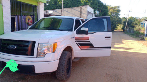 Ford Lobo 4.6 doble cabina 4x4