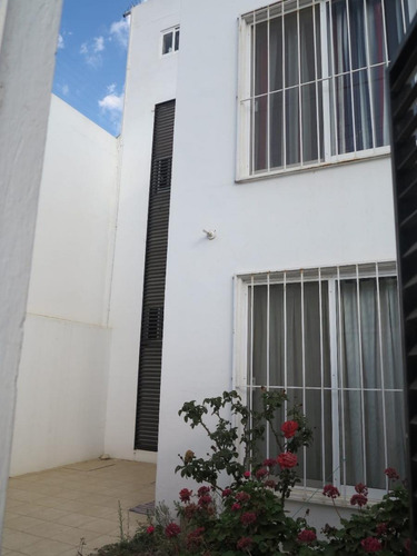 Imagen 1 de 10 de Casa En Condominio Sta Cruz Xoxoconatlan Oaxaca Gjs