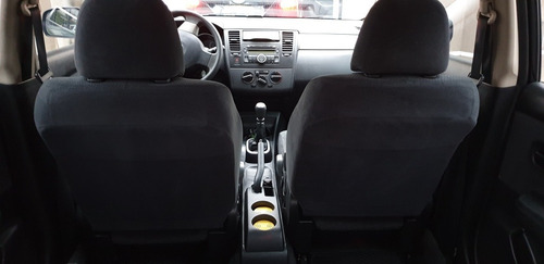 Nissan Tiida 1.8 S Flex 5p 2012