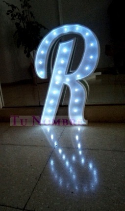 Nombres Iluminados 8 / 9 Letras 15 Cm Polyfan Cartel Luces