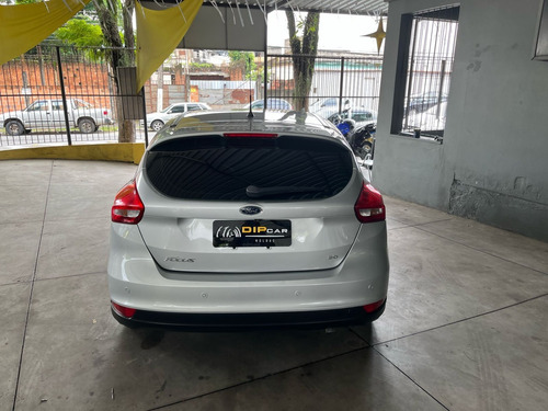 Ford Focus 2.0 SE FASTBACK 16V FLEX 4P POWERSHIFT