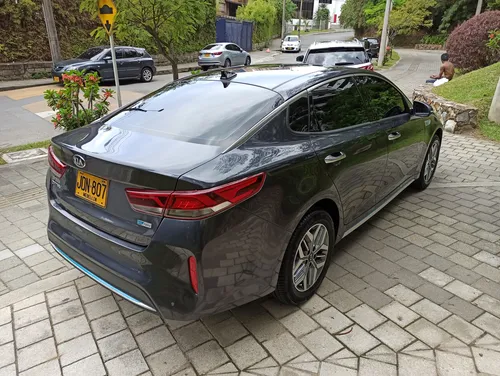 Kia Optima 2.0 Zenith Hibrido 2020 Automatico