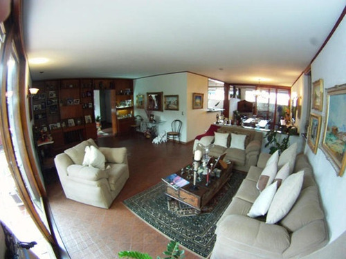 Imagen 2 de 14 de En Venta Casa En La Trinidad Mls#20-13295 Pv