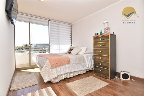 Se Vende Departamento, 2 D + 1 B, Laguna Navegable. Macul