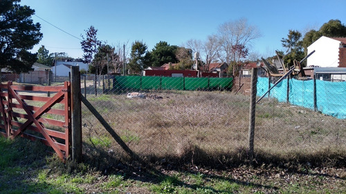 Vendo Lote De Esquina A 5 Cuadras De La Playa