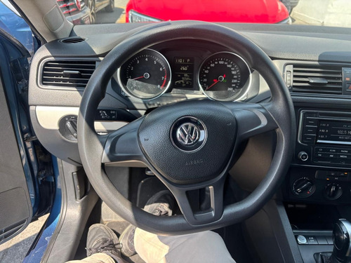 Volkswagen Jetta 2.5 Trendline At