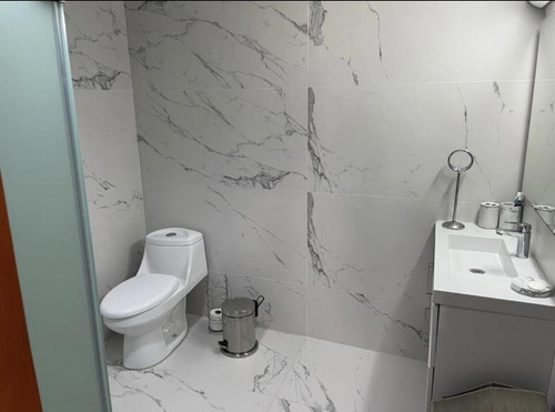 Imagen 4 de 8 de Departamento En Venta Por Valle Oriente, Torres Verona