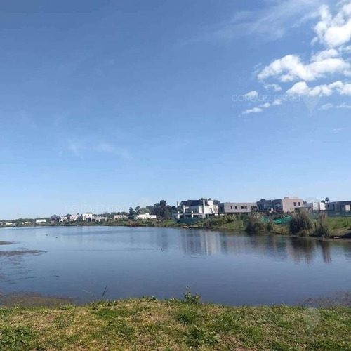 Casa En Venta Ubicado En Country Maschwitz, Zona Norte
