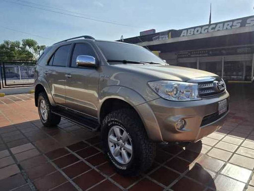 Toyota Fortuner Sr 2010