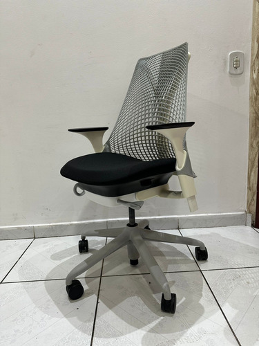 Cadeira Herman Miller Sayl Não Compra C Mercado De Envios Branca Algodão (Usado)