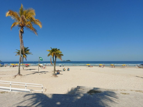Imagem 6 de 10 de Terreno Na Quadra Da Praia. Excelente Opção De Investimento!! - Te0800