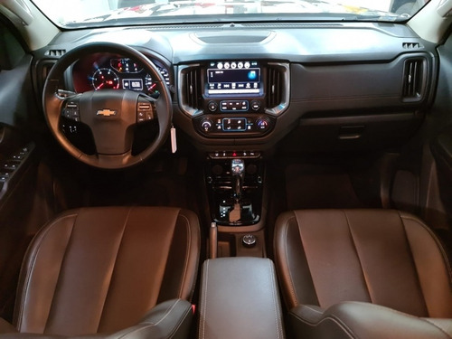 Imagem 10 de 11 de S10 High Country C.dupla 4x4 2.8 Diesel Automatico