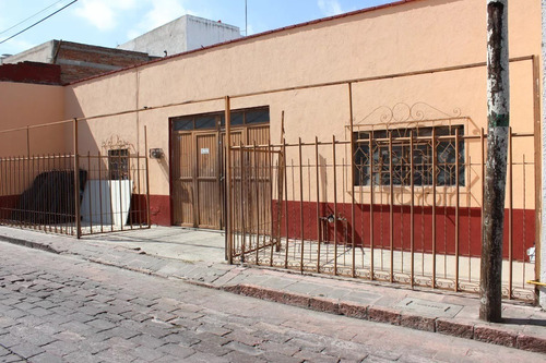 Casa En Venta Centro Histórico Querétaro, Lista Para Remodelar