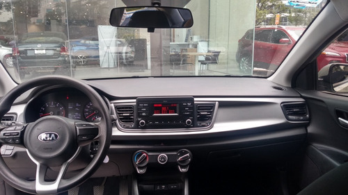 Imagen 11 de 15 de Kia Rio Sedan L Std 2020 Credito 20% Eng 48 Mss Acepto Autos