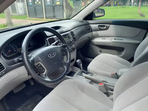 Kia Magentis EX 2.7 V6 ATM CON AIRE Y RINES FULL EQUIPO