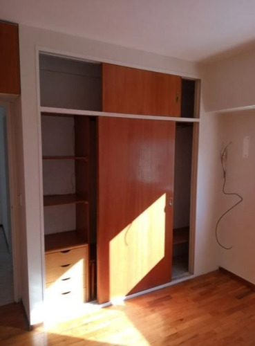 Imagen 4 de 7 de Amplio Depto - 2 Ambientes 50 M2 - Ramos Mejia