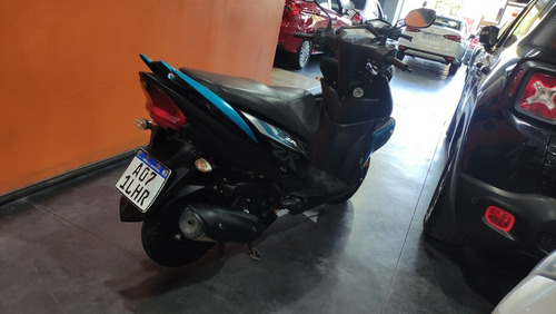 Imagen 3 de 8 de Scooter Yamaha