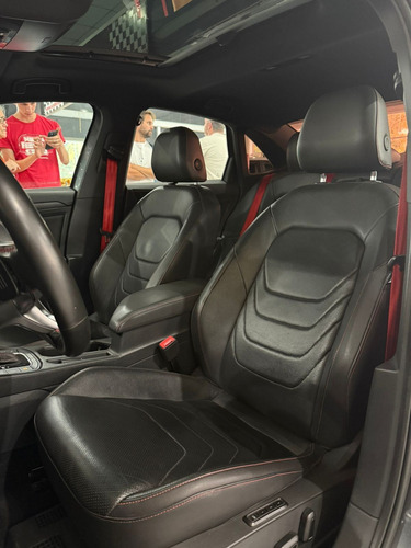 Volkswagen Jetta 2.0 350 TSI GLI DSG