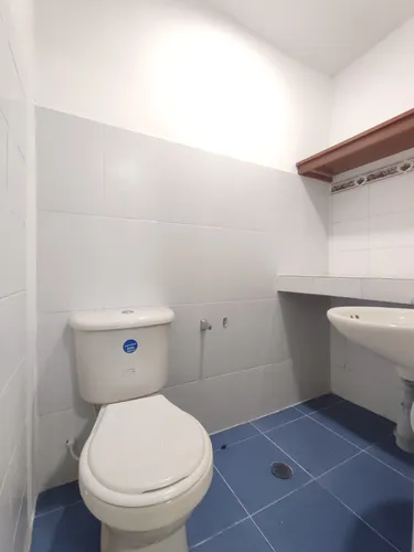 Casa-local En Venta En Caobos. Cod V30227