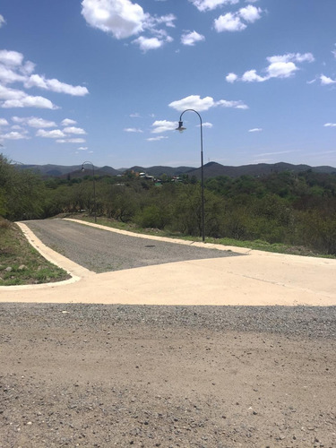 Lote En Venta - Lomas Del Cigarral - Unquillo