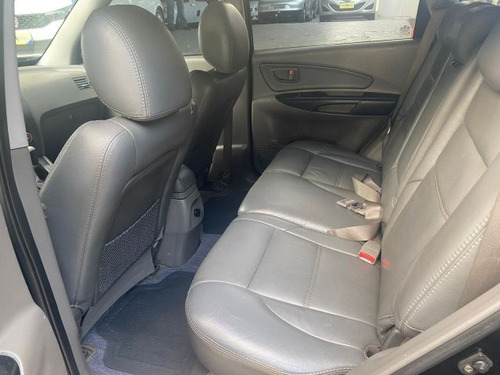 Imagem 8 de 8 de Tucson 2.0 Mpfi Gl 16v 142cv 2wd Gasolina 4p Manual