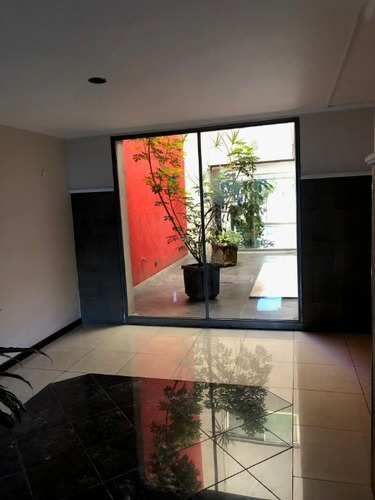 Imagen 4 de 14 de Departamento En Venta En Remedios De Escalada Oeste