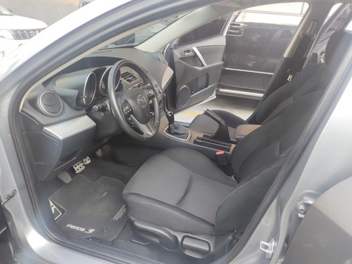 Imagen 10 de 15 de Mazda 3 S 2.5 Hb