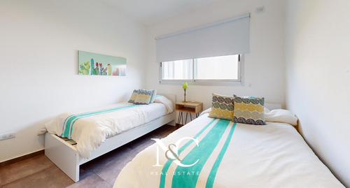 Casa En Venta En Costa Esmeralda, Barrio Deportiva
