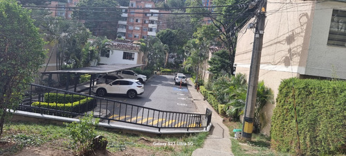 Venta Casa De 3 Alcobas Barrio Calazanz Medellin