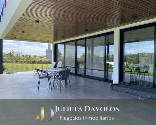 Casa En Venta 5 Ambientes Puertos Del Lago Barrio Acacias Escobar-maschwitz