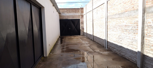 Vendo Galpon A Pocas Cuadras De Avenida 122 La Plata