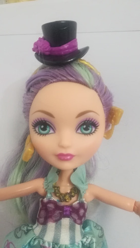 Ever After High Madeline Hatter (Usado)