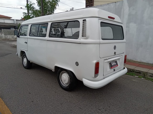 Imagem 5 de 8 de Kombi Escolar 50 Anos 1.4 Mi Total Flex
