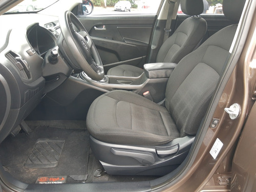 Imagem 4 de 13 de Sportage Lx 2.0 16v 4x2 (aut)(p.374)