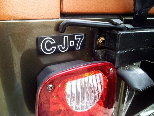 Imagen 12 de 15 de Jeep Cj-7 Laredo