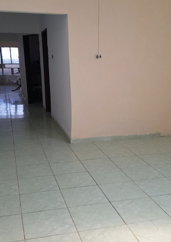 Linda Casa 112m2, No Prado, 2 Quartos, Iluminada, Ventilada