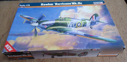 Hawker Hurricane Mk Iic Marca Mistercraft Escala 1/72