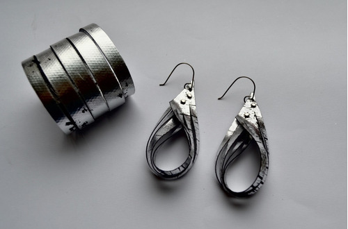 Imagen 5 de 8 de Brazalete Plateado, Accesorio De Moda, Varios Colores