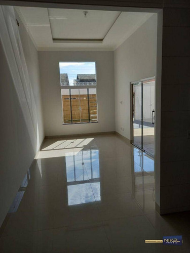 Imagem 3 de 17 de Oportunidade! Casa 3|4 Com Suíte No Jd. Helvécia À Venda. - Ca0077