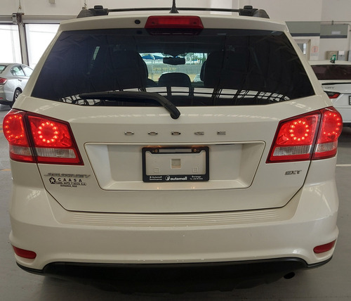 Dodge Journey 2.4 Sxt 7 Pasajeros At