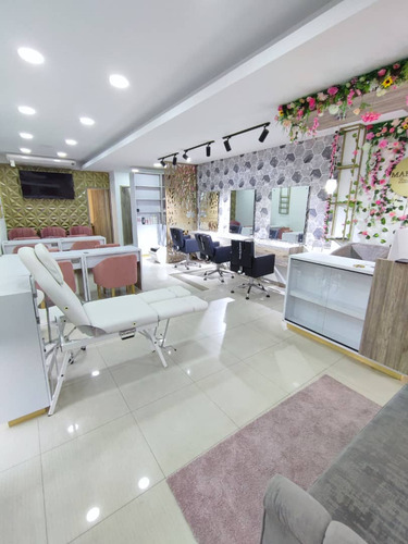 Imagen 2 de 21 de Local. Venta. Parque Las Acacias. Acacias. San Cristóbal