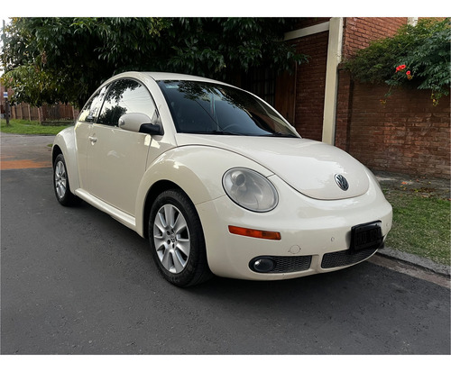 Volkswagen New Beetle 2.0 Luxury